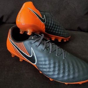 Nike magista soccer cleats